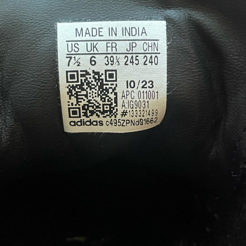 SOLD OUT Adidas Samba Womens 7.5 Black and White - Picture 9 of 9